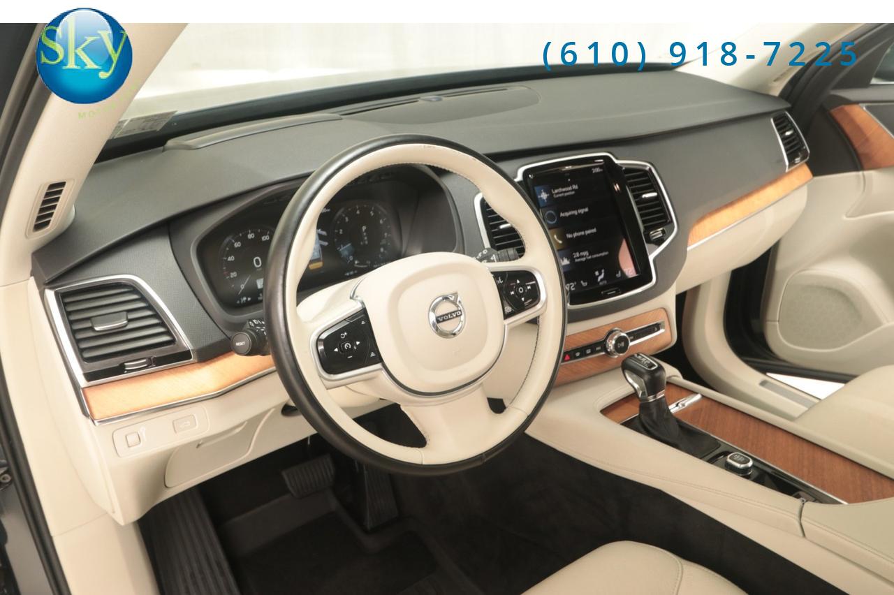 2022 Volvo XC90 T5 Momentum 7-PASSENGER West Chester PA