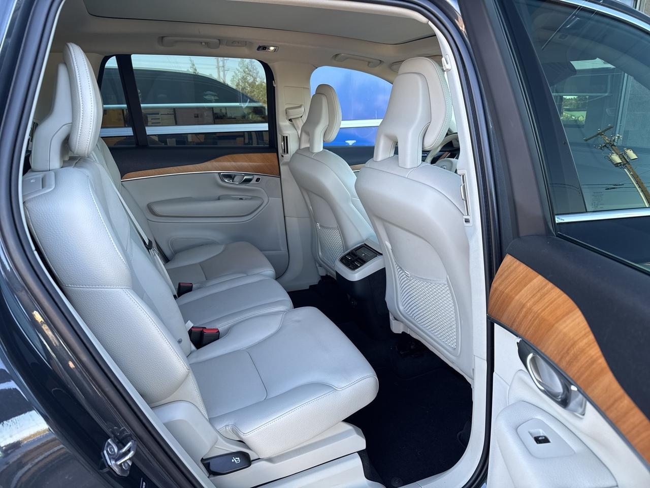 2022 Volvo XC90 T5 Momentum Bend OR