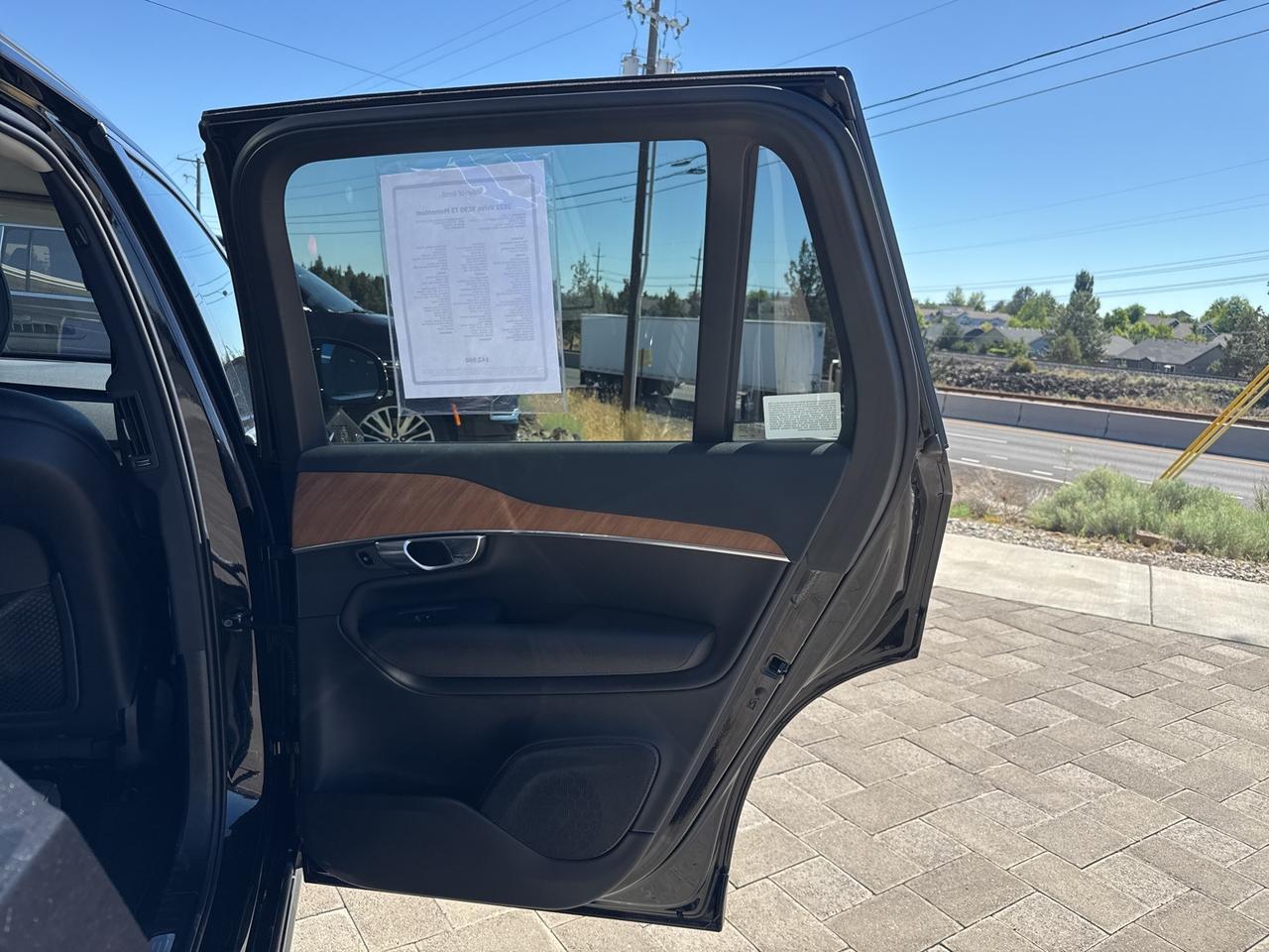 2022 Volvo XC90 T5 Momentum Bend OR