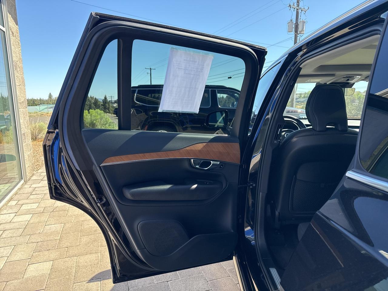 2022 Volvo XC90 T5 Momentum Bend OR