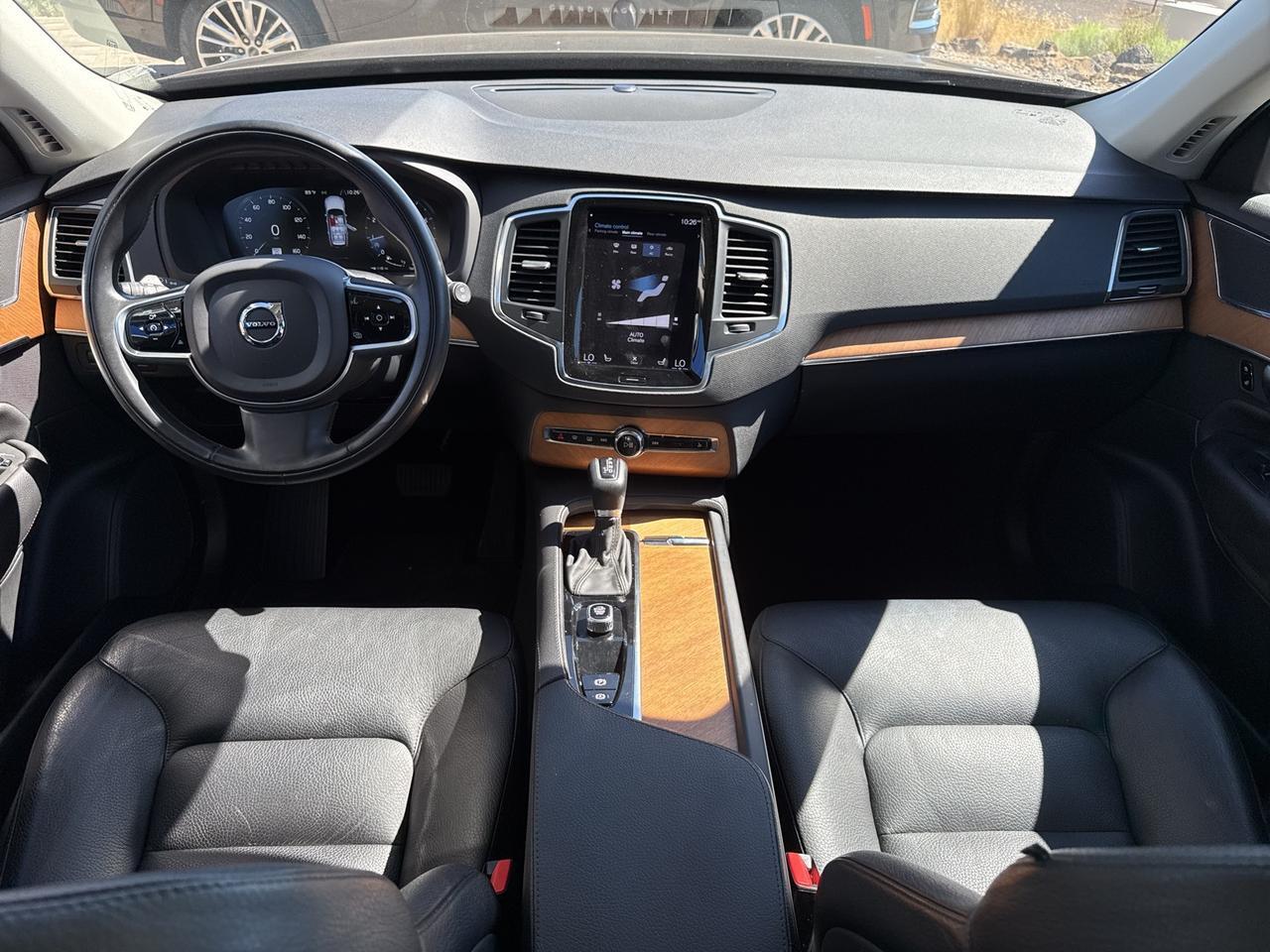 2022 Volvo XC90 T5 Momentum Bend OR