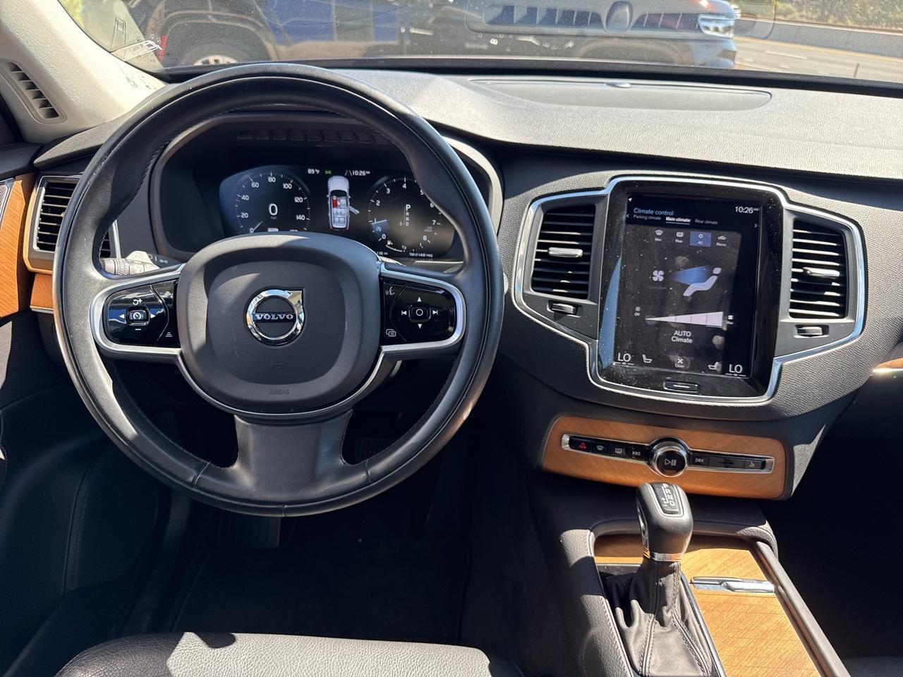 2022 Volvo XC90 T5 Momentum Bend OR