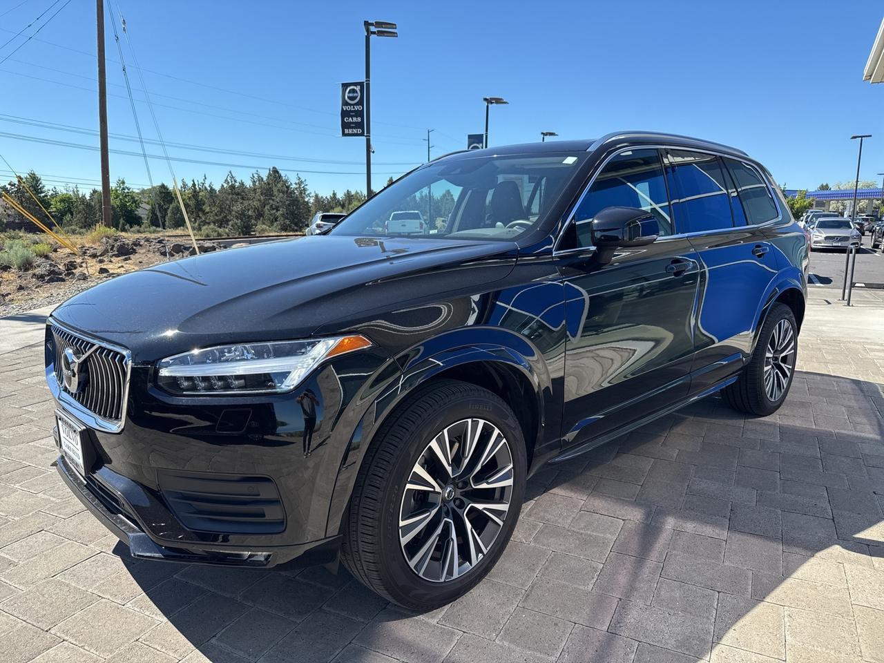 2022 Volvo XC90 T5 Momentum Bend OR