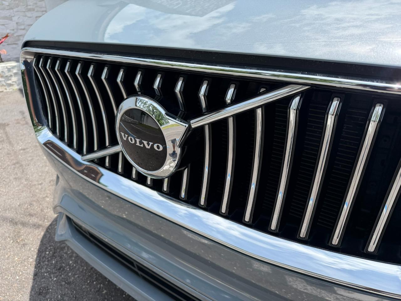 2022 Volvo XC90 T6 AWD Momentum 6P Jacksonville FL