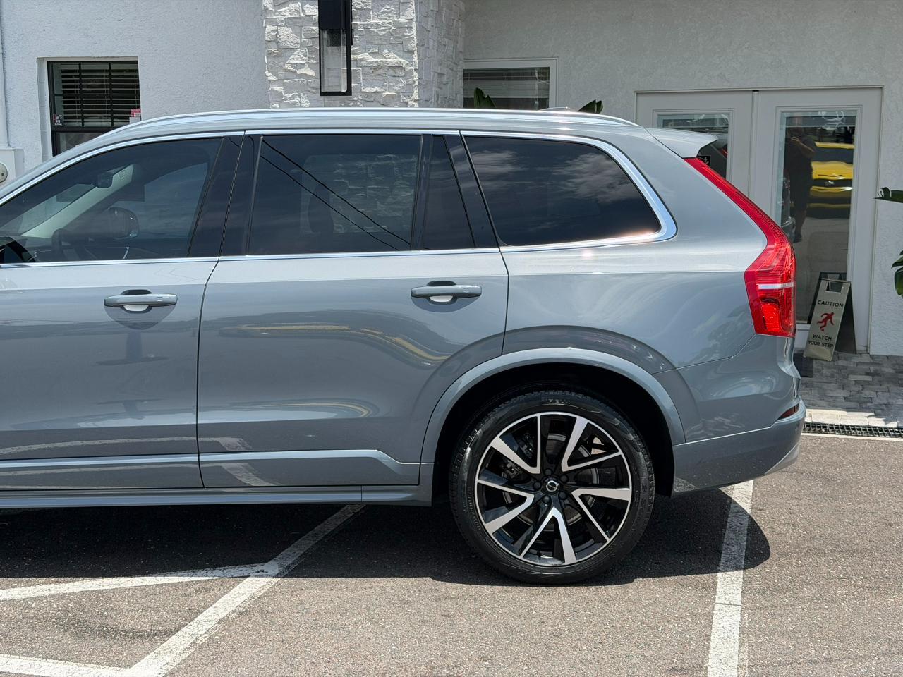2022 Volvo XC90 T6 AWD Momentum 6P Jacksonville FL