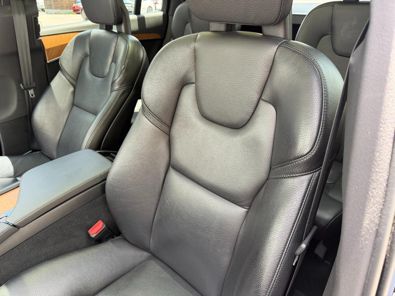 2022 Volvo XC90 T6 AWD Momentum 6P Jacksonville FL