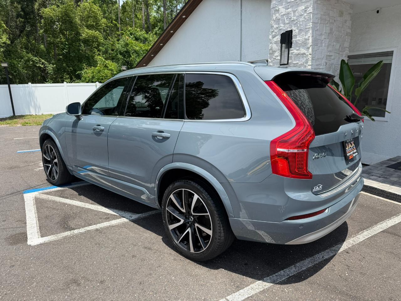 2022 Volvo XC90 T6 AWD Momentum 6P Jacksonville FL
