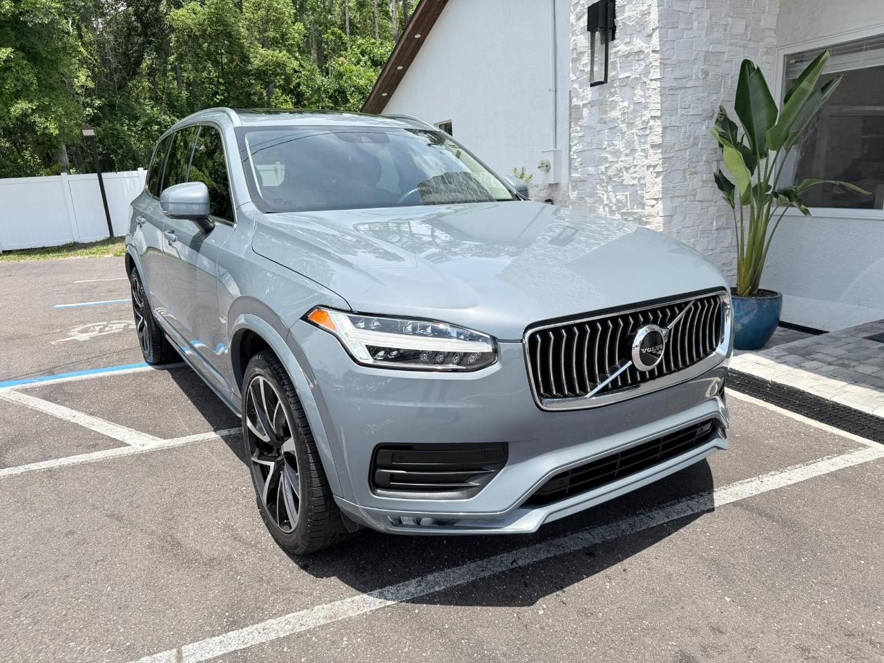 2022 Volvo XC90 T6 AWD Momentum 6P Jacksonville FL
