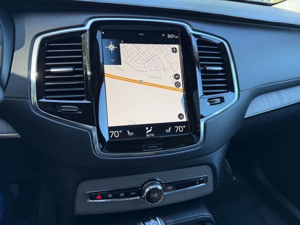 2022 Volvo XC90 T6 Inscription 7-Passenger