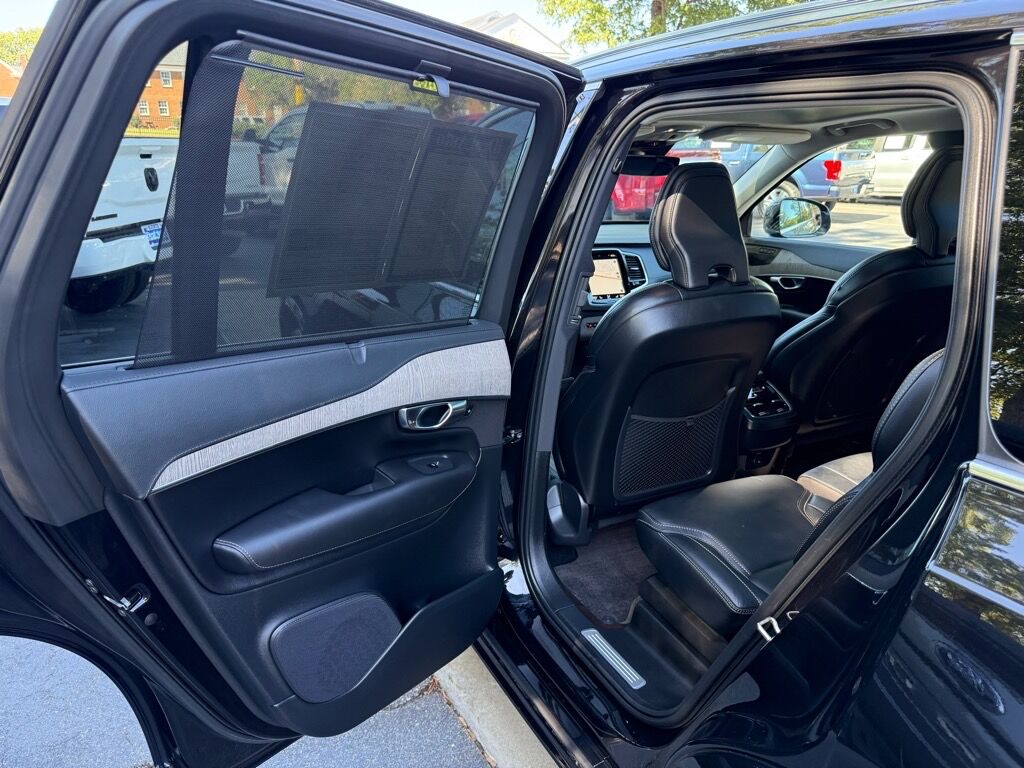 2022 Volvo XC90 T6 Inscription 7-Passenger