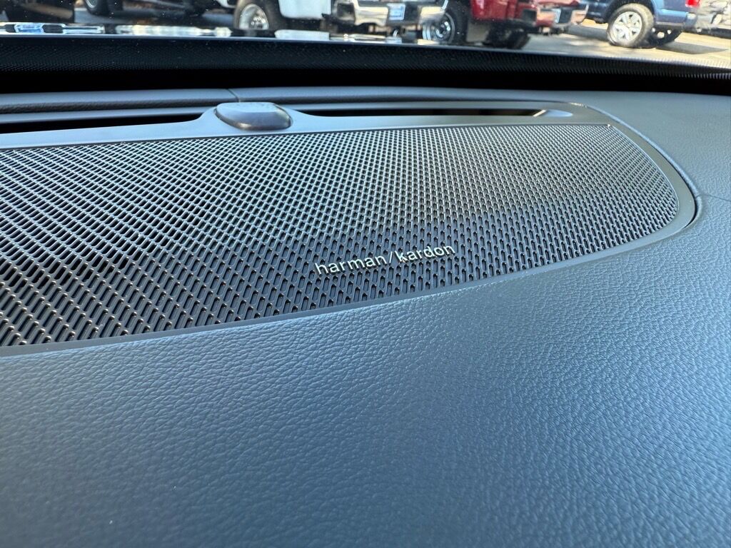 2022 Volvo XC90 T6 Inscription 7-Passenger