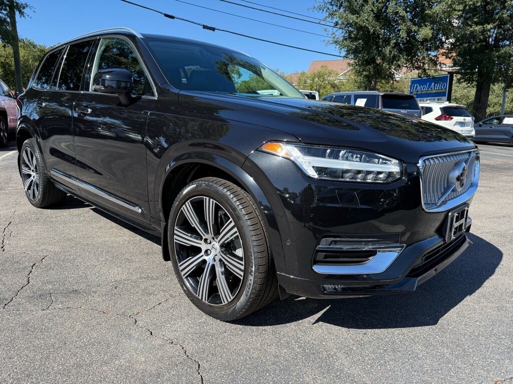 2022 Volvo XC90 T6 Inscription 7-Passenger