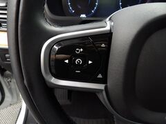 2022 Volvo XC90 T6 Momentum AWD Fond du Lac WI