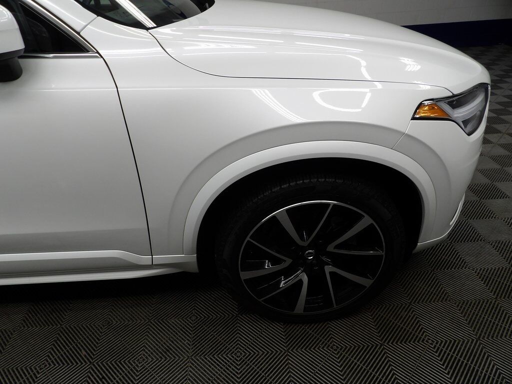 2022 Volvo XC90 T6 Momentum AWD Fond du Lac WI