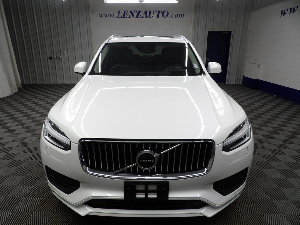 2022 Volvo XC90 T6 Momentum AWD Fond du Lac WI
