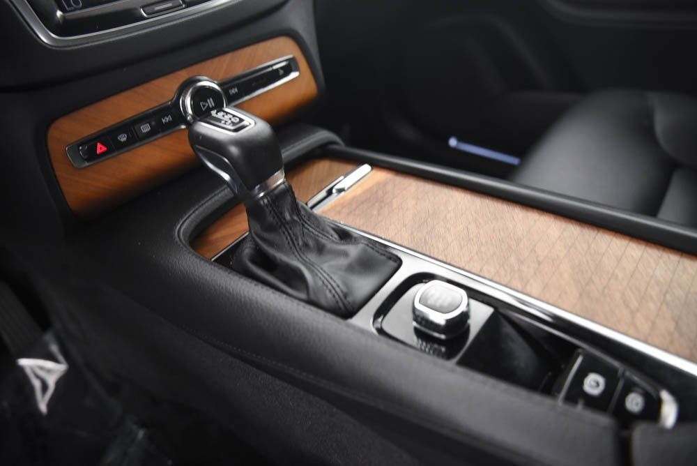 2022 Volvo XC90 T6 Momentum Akron OH