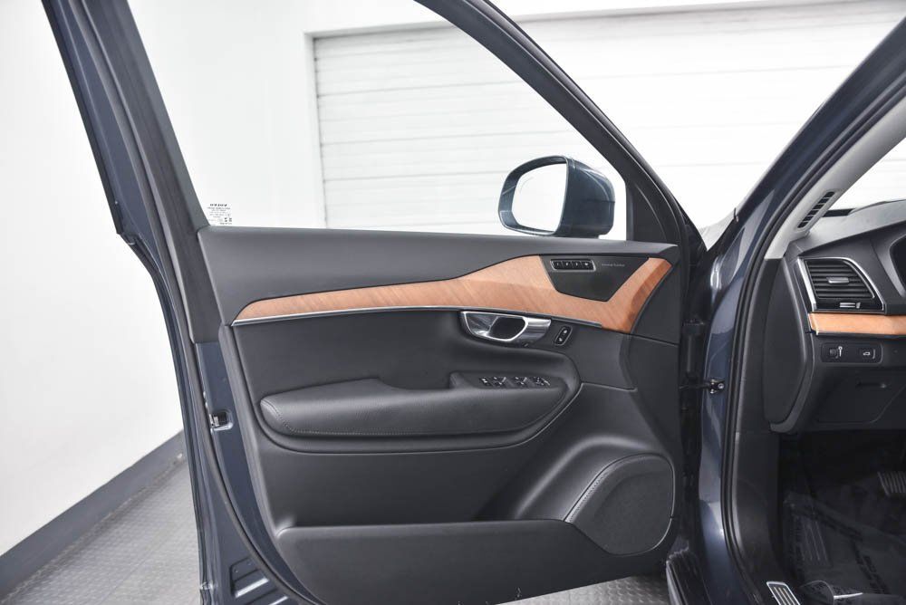 2022 Volvo XC90 T6 Momentum Akron OH