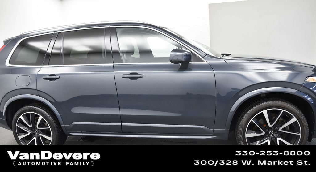 Used 2022 Volvo XC90 T6 Momentum AWD