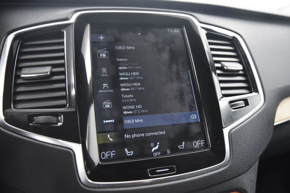 2022 Volvo XC90 T6 Momentum Akron OH