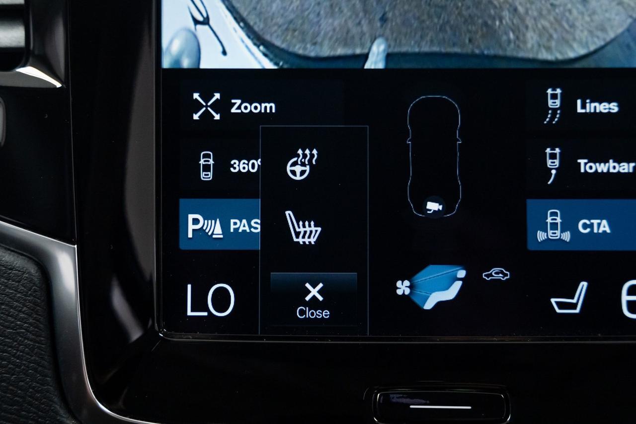 2022 Volvo XC90 T6 Momentum Heated Seats Advanced Package Portland OR