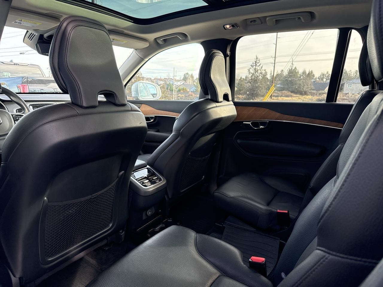 2022 Volvo XC90 T6 Momentum Bend OR