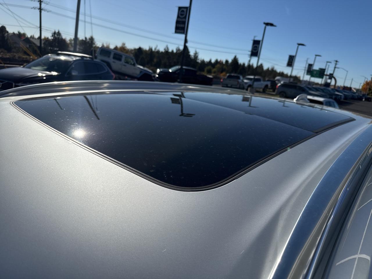 2022 Volvo XC90 T6 Momentum Bend OR