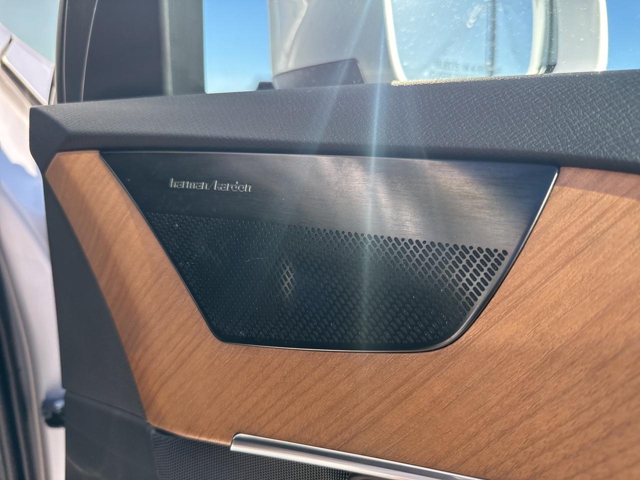 2022 Volvo XC90 T6 Momentum Bend OR