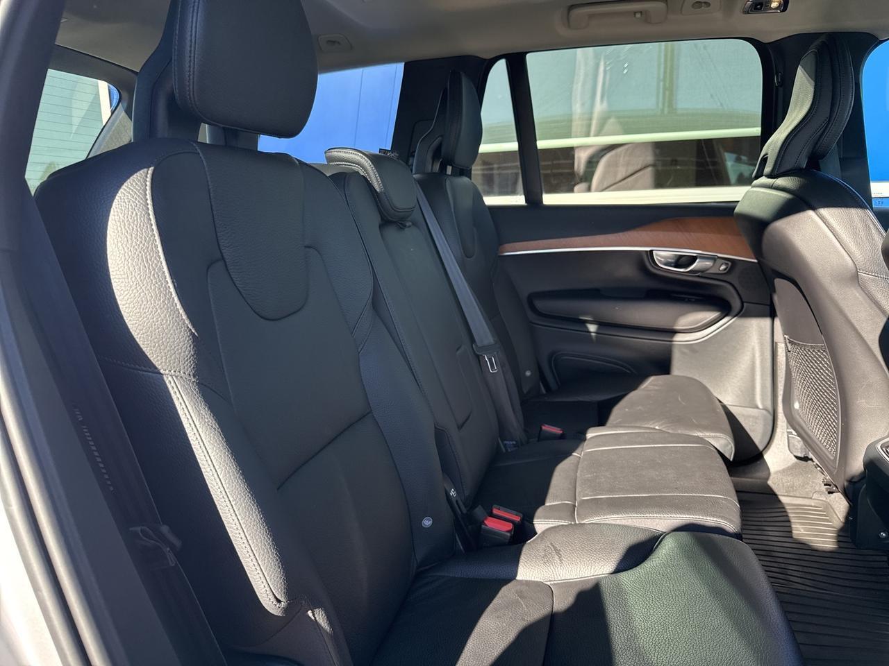 2022 Volvo XC90 T6 Momentum Bend OR