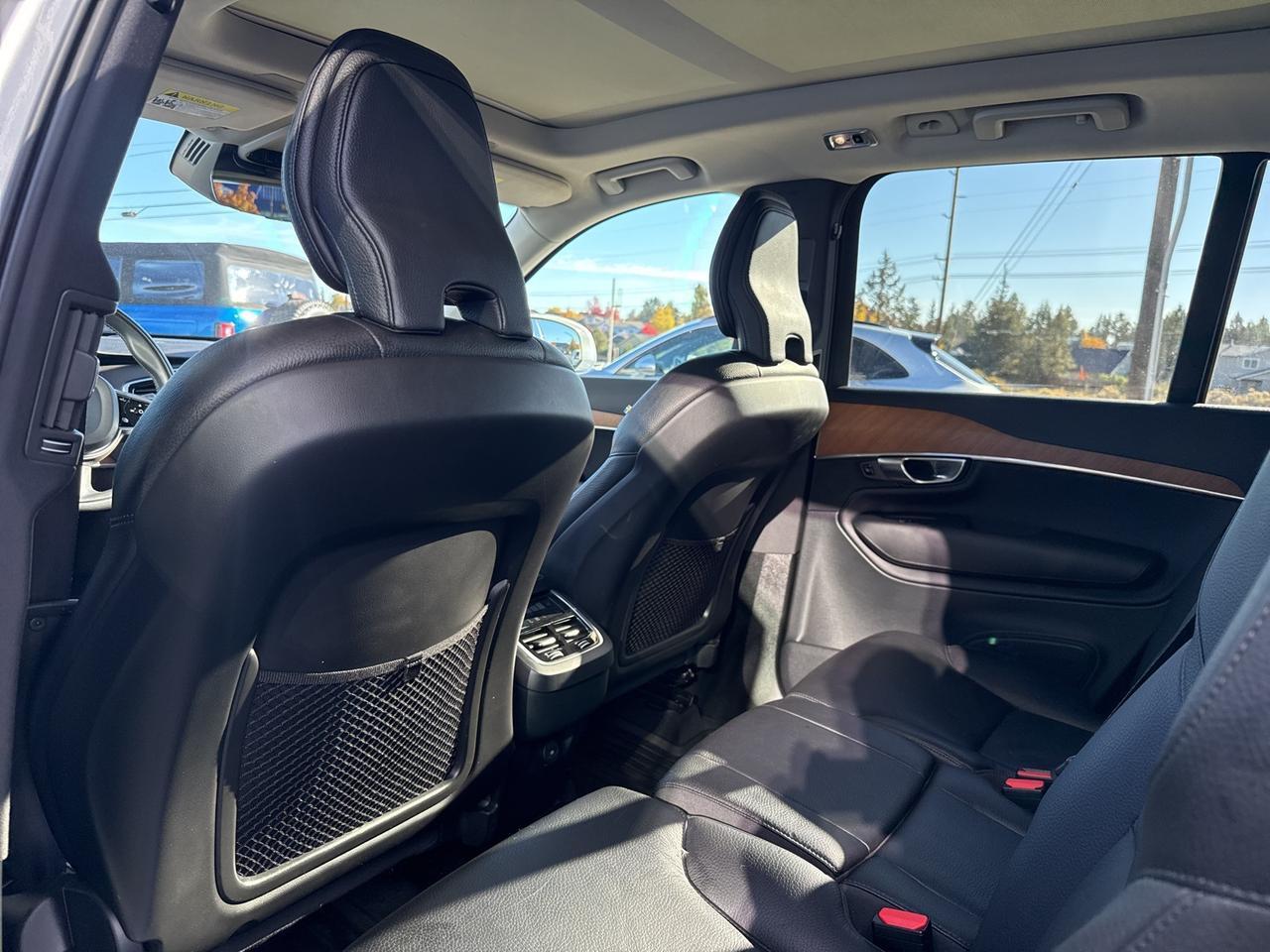2022 Volvo XC90 T6 Momentum Bend OR