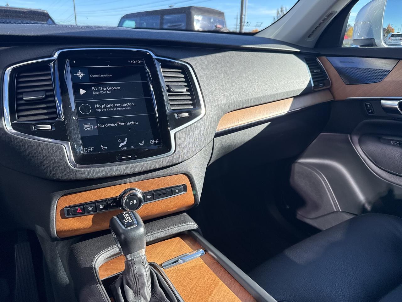 2022 Volvo XC90 T6 Momentum Bend OR