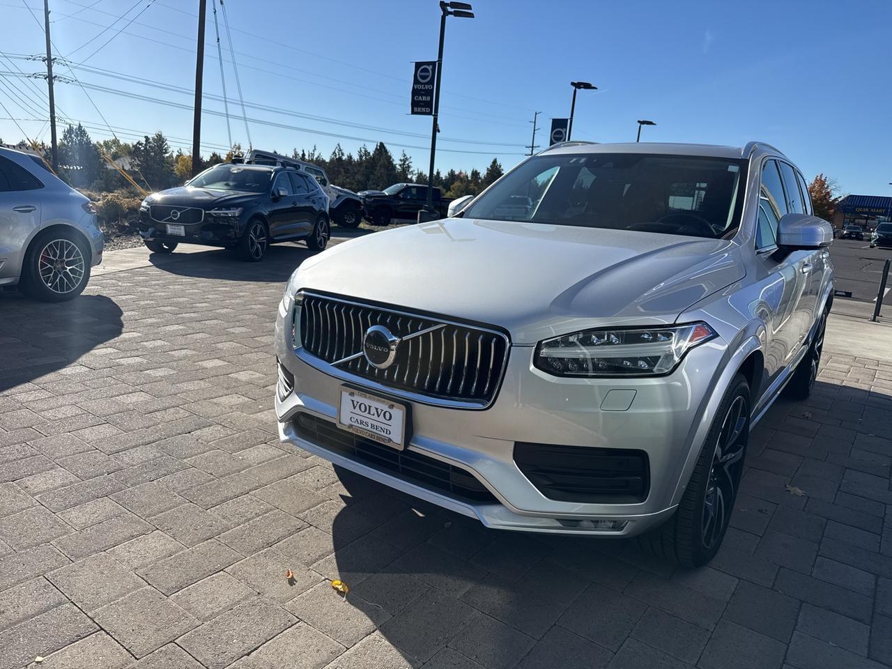 2022 Volvo XC90 T6 Momentum Bend OR