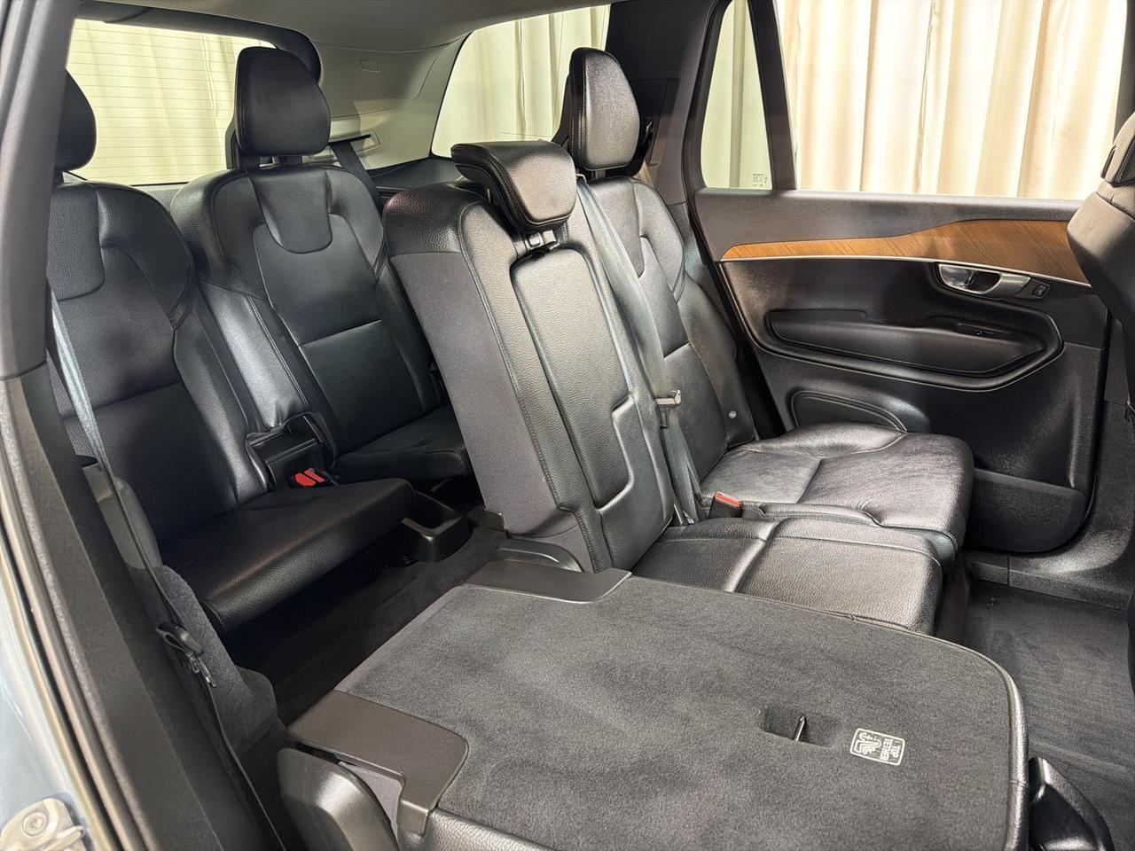 2022 Volvo XC90 T6 Momentum Annapolis MD