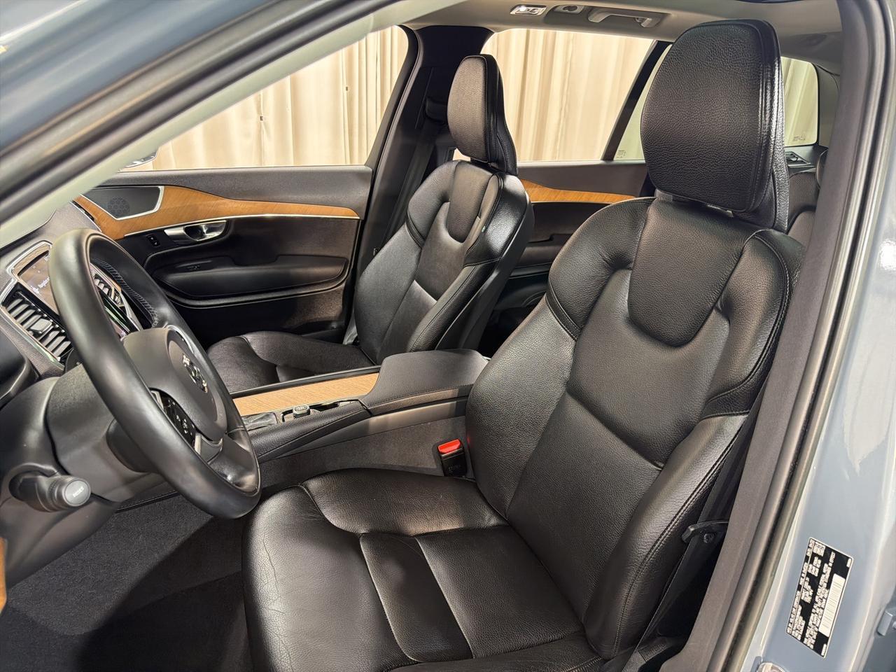 2022 Volvo XC90 T6 Momentum Annapolis MD