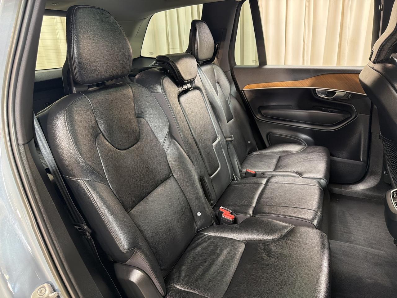 2022 Volvo XC90 T6 Momentum Annapolis MD