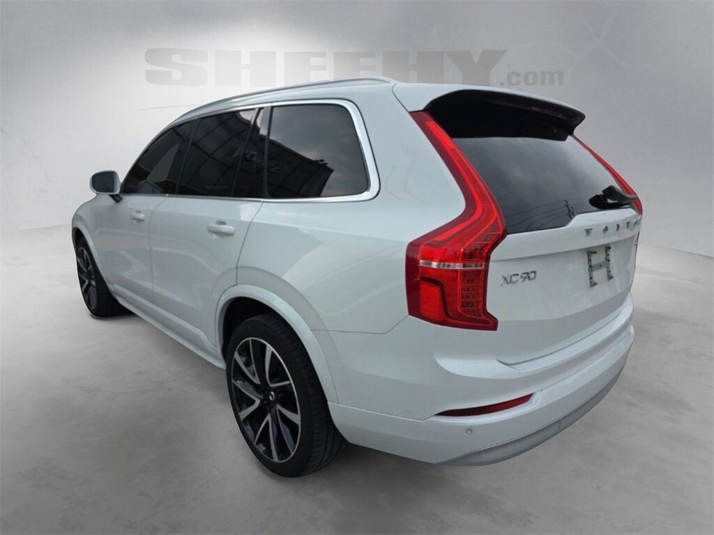 2022 Volvo XC90 T6 Momentum Hunt Valley MD