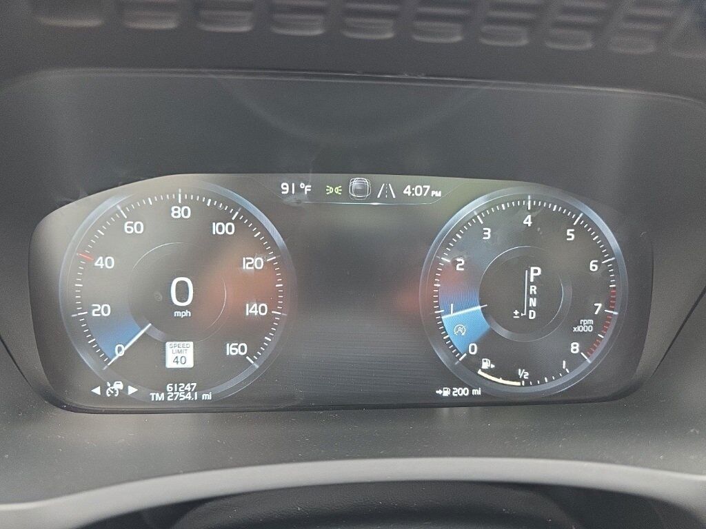 2022 Volvo XC90 T6 Momentum Hunt Valley MD