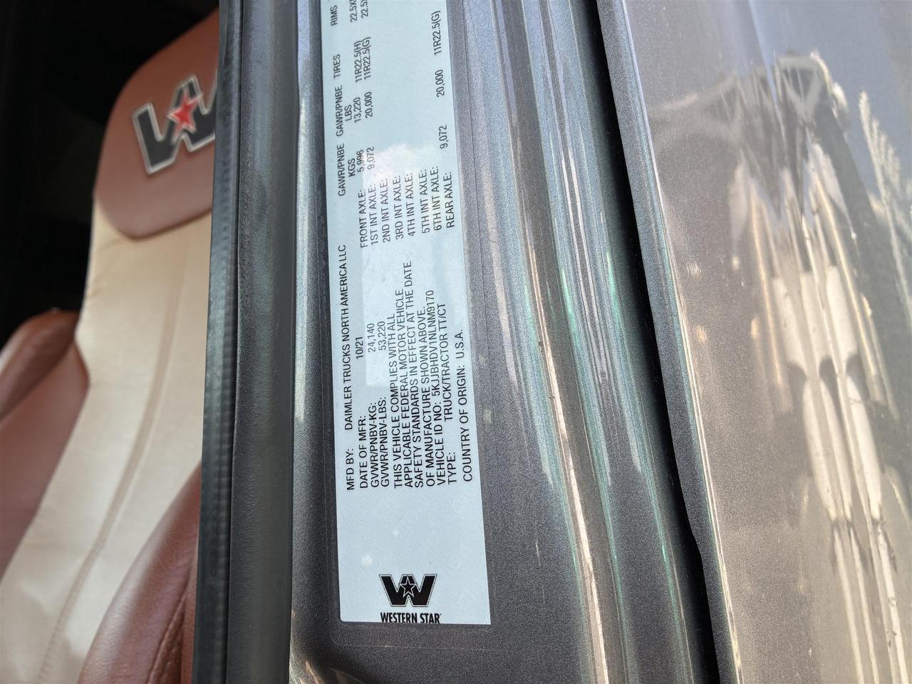 2022 Western Star 5700XE Mid Roof Fargo ND