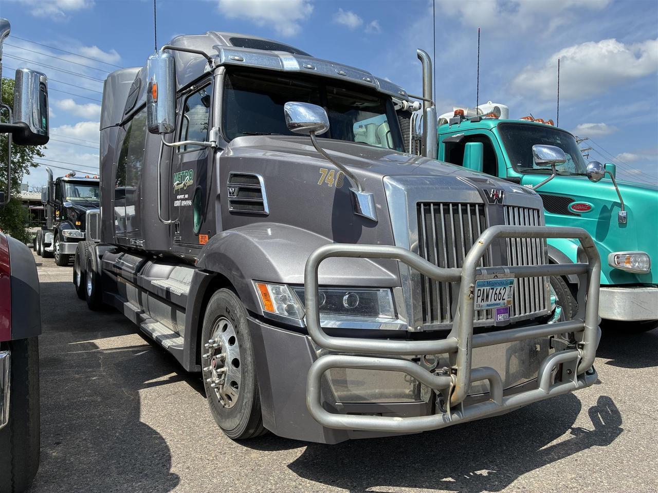 2022 Western Star 5700XE Sleeper