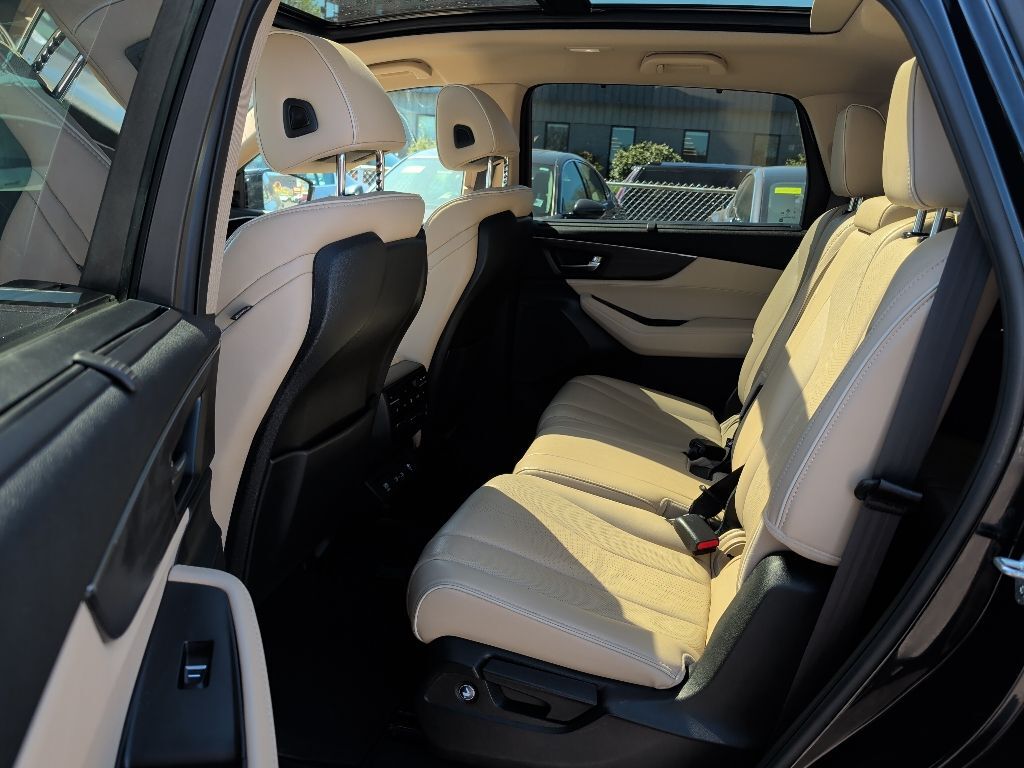 2023 Acura MDX Advance Worcester MA