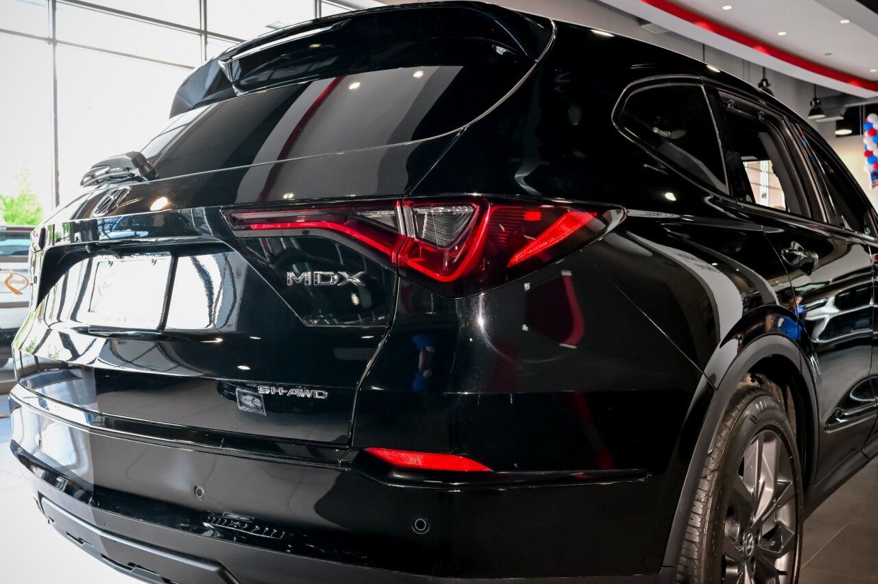2023 Acura MDX w/A-Spec Package, 2-Tone RED Interior Springfield NJ