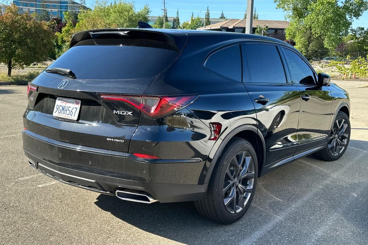 2023 Acura MDX w/A-Spec Package
