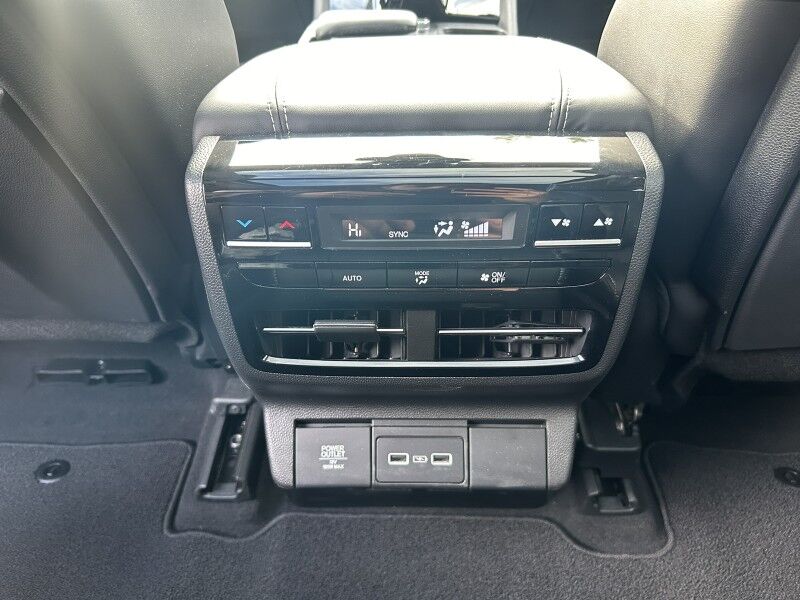 2023 Acura MDX w/Technology Package - 1 OWNER - WELL MAINTAINED Webster MA