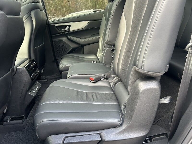 2023 Acura MDX w/Technology Package - 1 OWNER - WELL MAINTAINED Webster MA