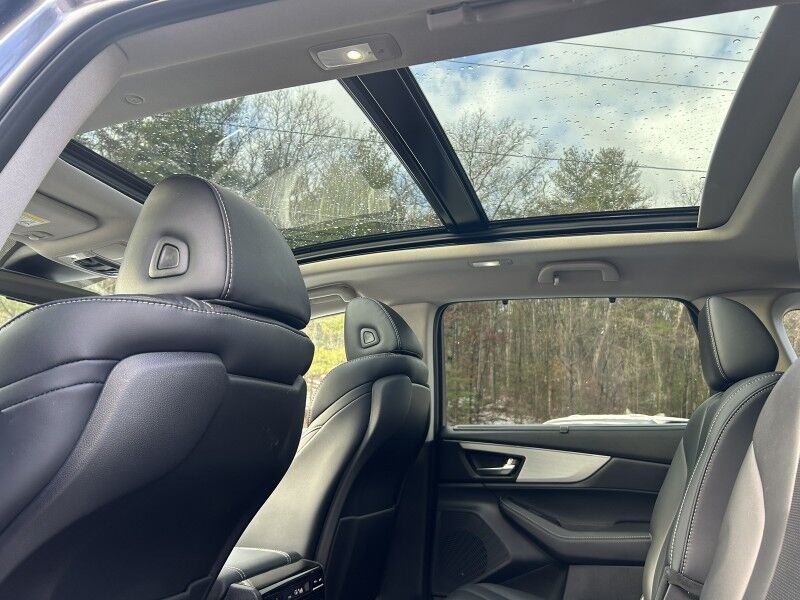 2023 Acura MDX w/Technology Package - 1 PRIVATE OWNER - WELL MAINTAINED Whitinsville MA