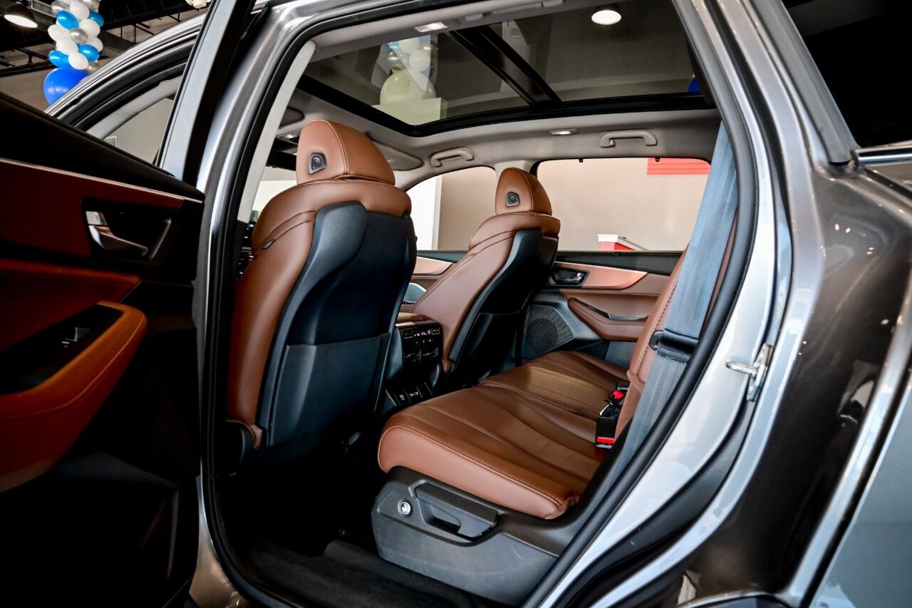 2023 Acura MDX SH-AWD Technology photo 19