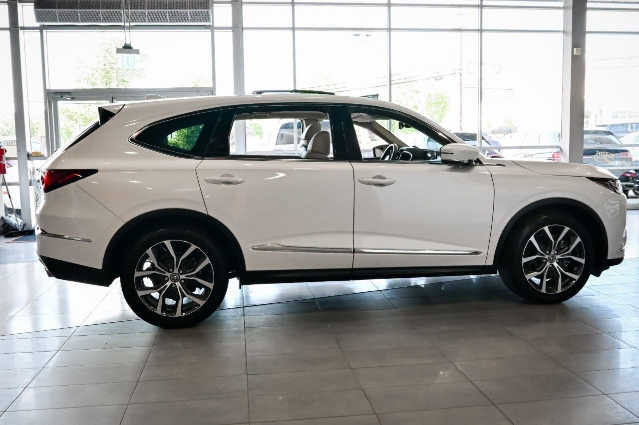 2023 Acura MDX SH-AWD Technology photo 4