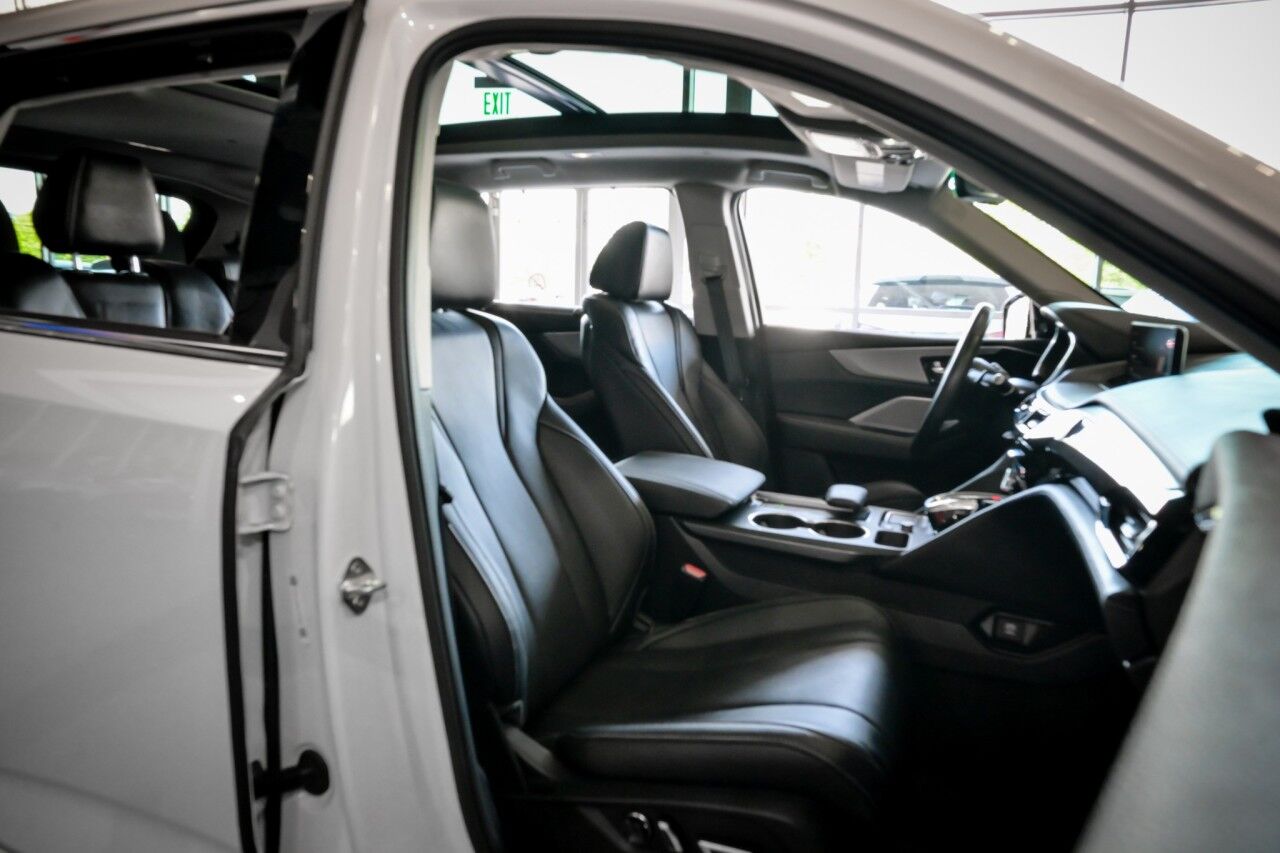 2023 Acura MDX SH-AWD Technology photo 31