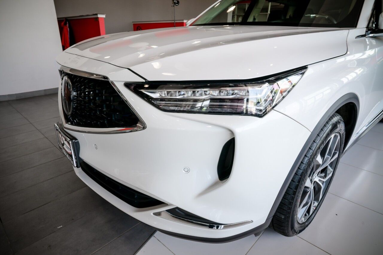 2023 Acura MDX SH-AWD Technology photo 9