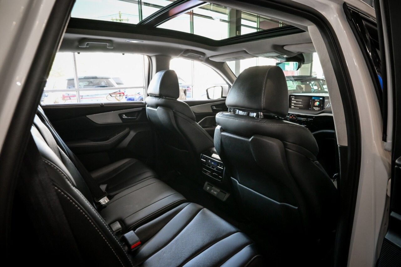 2023 Acura MDX SH-AWD Technology photo 27
