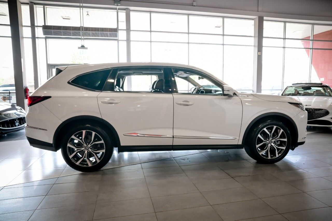 2023 Acura MDX SH-AWD Technology photo 4